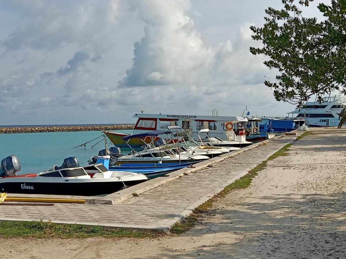 Fins Dive And Leisure Hotel Rasdhoo Esterno foto