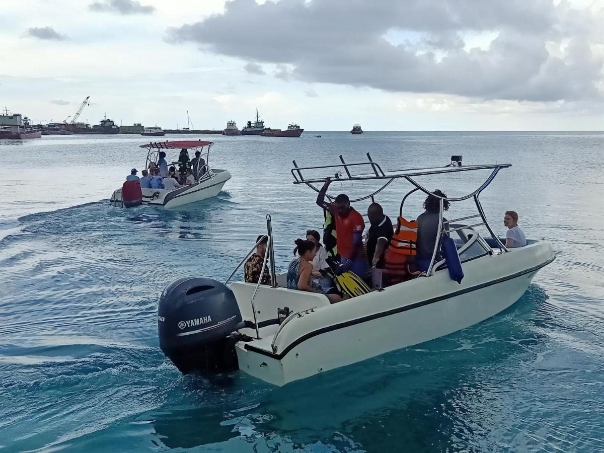 Fins Dive And Leisure Hotel Rasdhoo Esterno foto